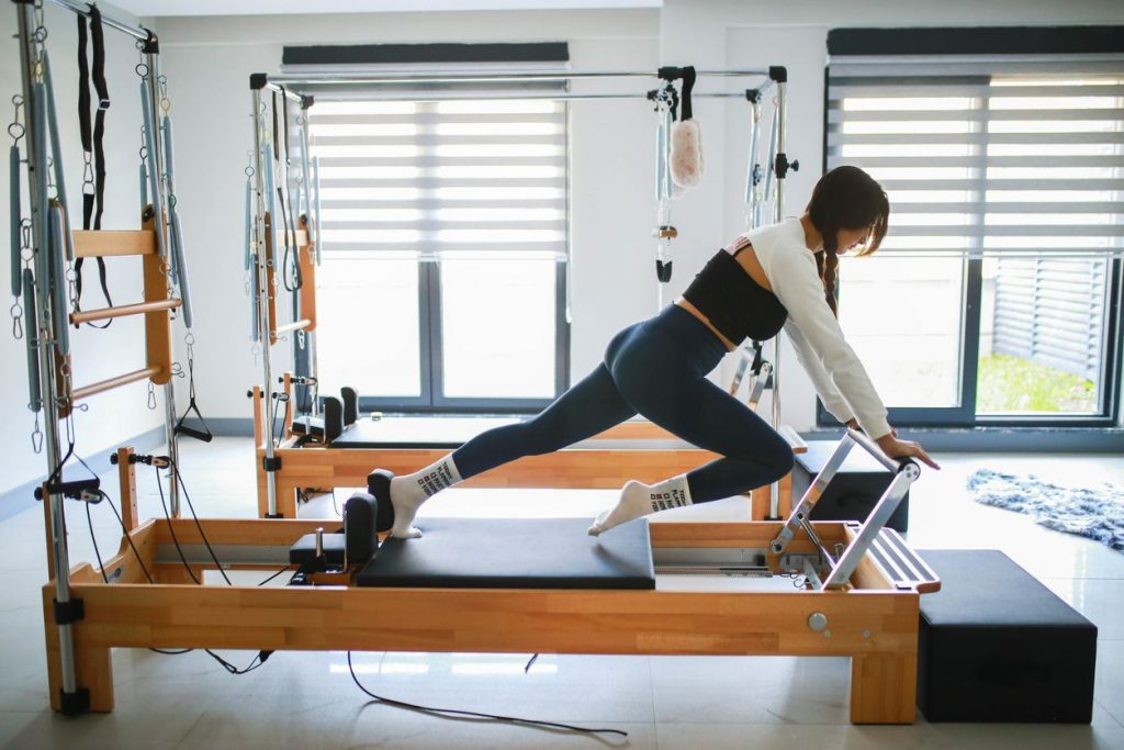 Deretan Manfaat Yang Didapatkan Dari Olahraga Pilates Bagi Kaum Wanita
